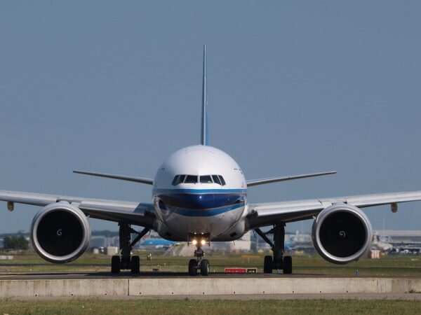 Boeing 777