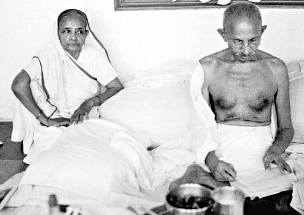 17 June in 1917 Mahatma Gandhi and Kasturba Gandhi started living at Hriday Kunj in Sabarmati Ashram in Ahmedabad